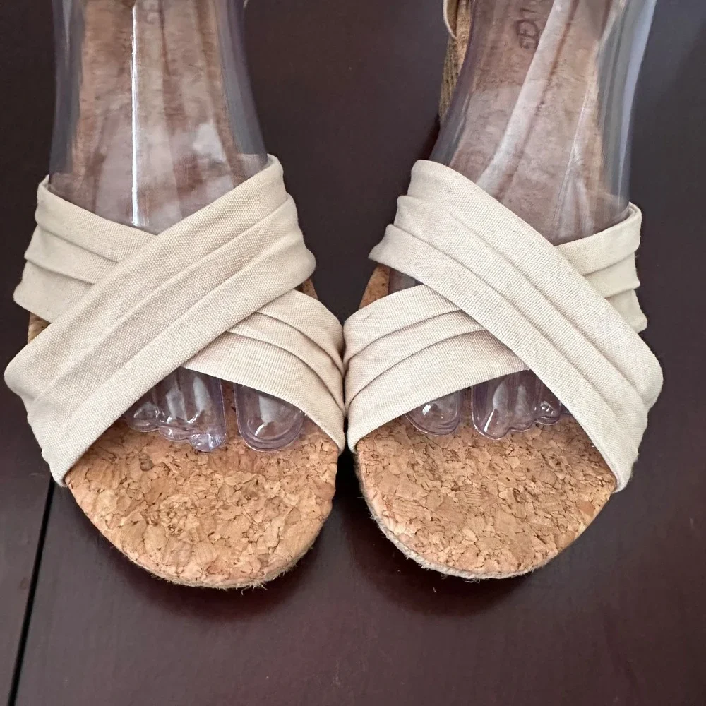UGG Espadrille Wedge Sandals Womens 9 Cream Bow Ankle Strap Cork Jute Summer